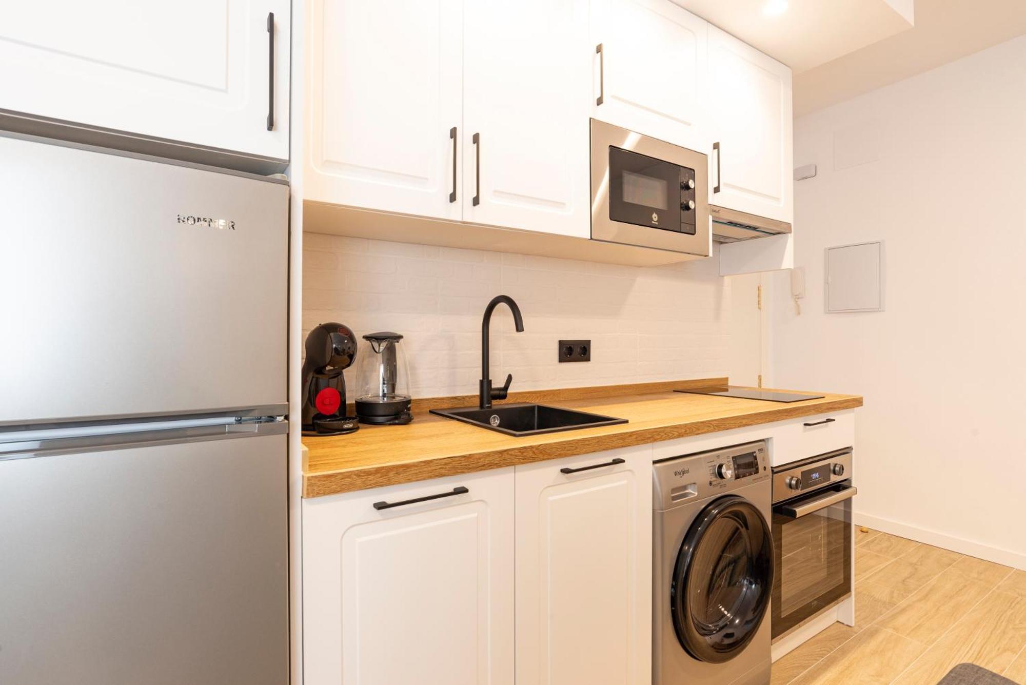 II Cozy & Modern Apartment Ayr Málaga Eksteriør bilde